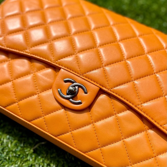 NEW! CHANEL Lambskin Quilted Jumbo Grocery Drawstring Shopping Bag Orange - Picture 2 of 8